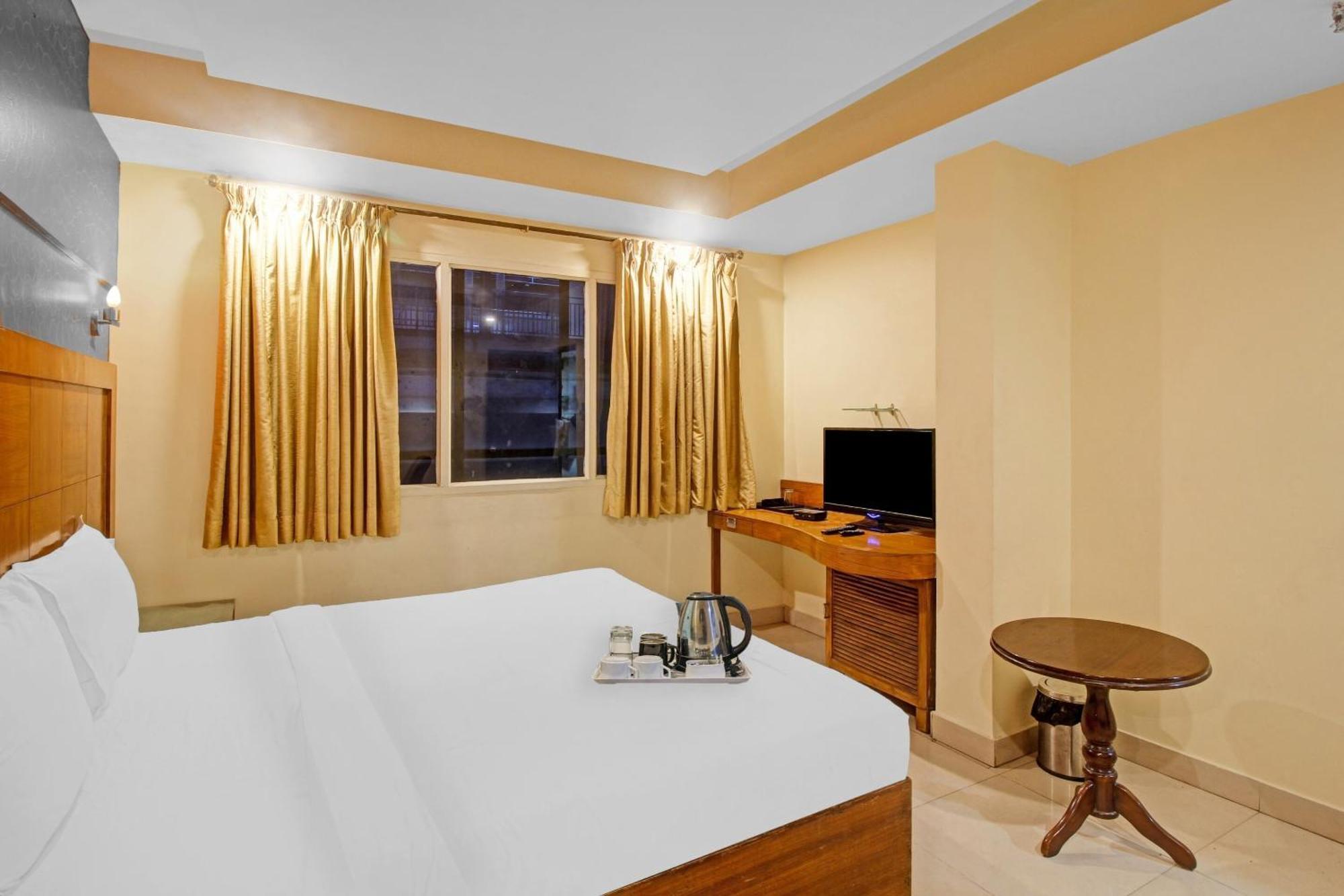 Hotel Townhouse The Grand Plaza Hajdarábád Exteriér fotografie